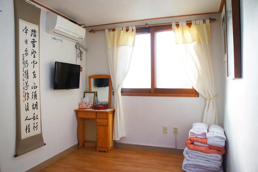 Guest house Yeonwoo Guesthouse Seoul